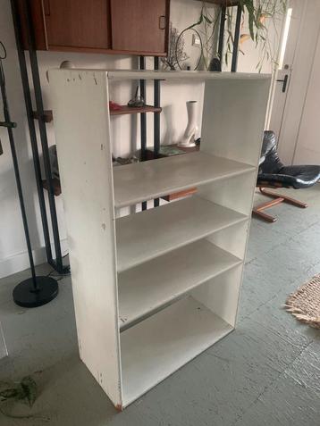 Open Vakken kast beschikbaar voor biedingen