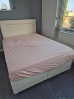 Wit 2 persoonsbed incl matras, Ophalen