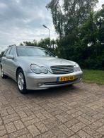 Mercedes-Benz C-Klasse 2.6 C240 Combi AUT 2004 Grijs, Auto's, Mercedes-Benz, Automaat, Achterwielaandrijving, 2597 cc, 10 km/l