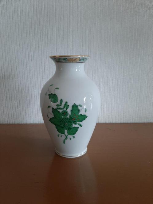 Herend Hungary vaasje, Antiek en Kunst, Antiek | Porselein, Ophalen of Verzenden