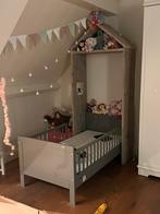 Petit Amelie peuterbed + huisje + beddengoed en accessoires, Ophalen of Verzenden, Zo goed als nieuw, Overige typen