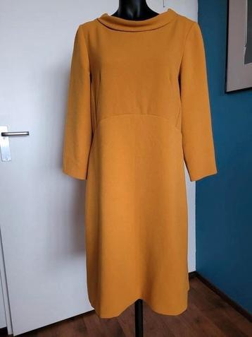Okergele tricot jurk "Steps" mt42 beschikbaar voor biedingen