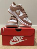 Nike Dunk Low Rose Whisper, Nike, Nieuw, Ophalen of Verzenden, Sneakers of Gympen