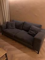 Moet weg - Moderne 2,5-zits bank – donkergrijs – nette staat, Huis en Inrichting, Banken | Bankstellen, Ophalen, Tweepersoons
