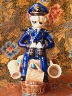 Oude zeeman decanter uit Engeland met zes bekertjes 27 cm.