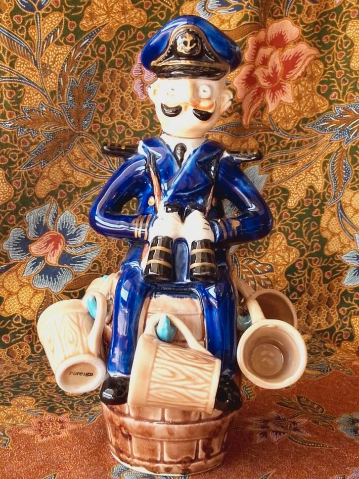 Oude zeeman decanter uit Engeland met zes bekertjes 27 cm., Antiek en Kunst, Antiek | Porselein, Ophalen of Verzenden