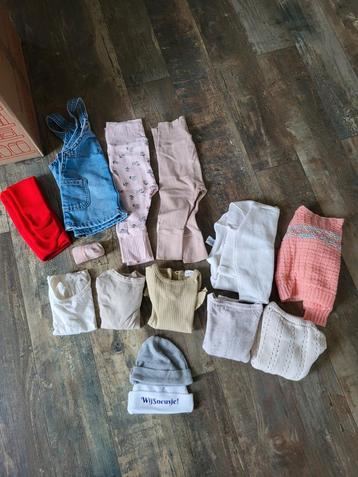 Babykleding meisje maat 68 beschikbaar voor biedingen