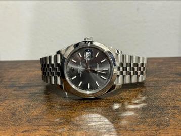 Rolex Datejust Smooth 126300 41 Jubilee (Fullset) beschikbaar voor biedingen