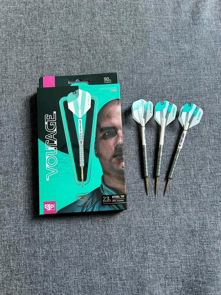 Target Rob Cross Gen 2 Swiss Point 90% - Dartpijlen - 23 Gr, Sport en Fitness, Darts, Zo goed als nieuw, Pijlen, Ophalen of Verzenden