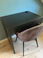 Micke bureau van ikea, Ophalen, Zo goed als nieuw