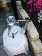 TE KOOP MOOIE WANDLAMP MET UITSTRALINGS BOL, Ophalen, Zo goed als nieuw