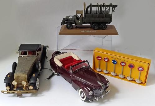 3 Modelauto's en setje verkeersborden, Hobby en Vrije tijd, Modelauto's | Overige schalen, Gebruikt, Auto, Ophalen of Verzenden