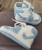 Gehaakte baby slofjes Nike Jordan nieuw, Ophalen of Verzenden, Nieuw, Jongetje of Meisje, Slofjes