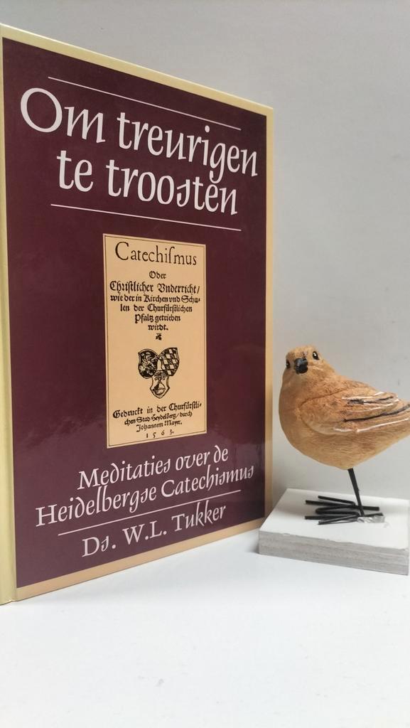 Tukker, Ds. W.L.; Om treurigen te troosten, Boeken, Godsdienst en Theologie, Gelezen, Christendom | Protestants, Ophalen of Verzenden