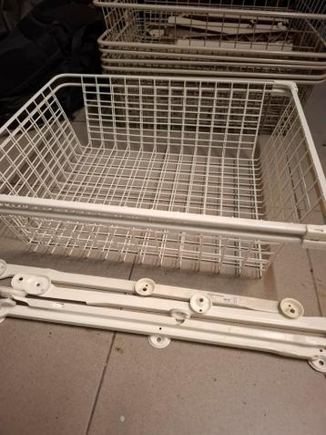 2 witte komplement  manden en 1 roede voor in Ikea Pax kast - afbeelding 2