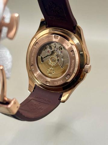 Patek Philippe Aquanaut Herenhorloge beschikbaar voor biedingen
