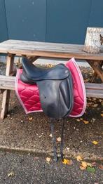 KENT EN MASTERS DRESSUURZADEL HDR 17 INCH, Dieren en Toebehoren, Paarden en Pony's | Zadels, Ophalen of Verzenden, Zo goed als nieuw