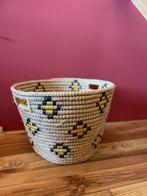 Rieten mand, Tuin en Terras, Ophalen, Overige materialen, Rond, Zo goed als nieuw
