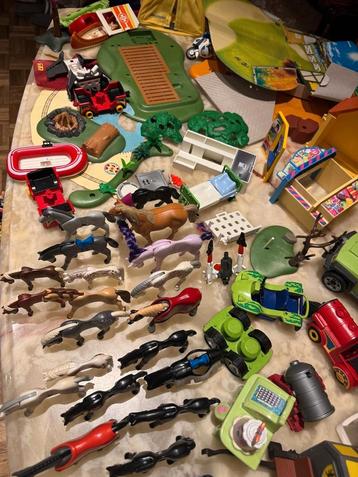 Groote bak vol met playmobil ,  beschikbaar voor biedingen