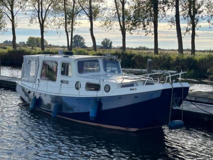 HOUWELINGEN VLET 950, Watersport en Boten, Motorboten en Motorjachten, Gebruikt, Staal, 9 tot 12 meter, Diesel, Binnenboordmotor