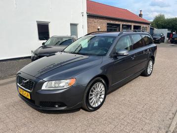 Volvo V70 2.5 T Momentum beschikbaar voor biedingen