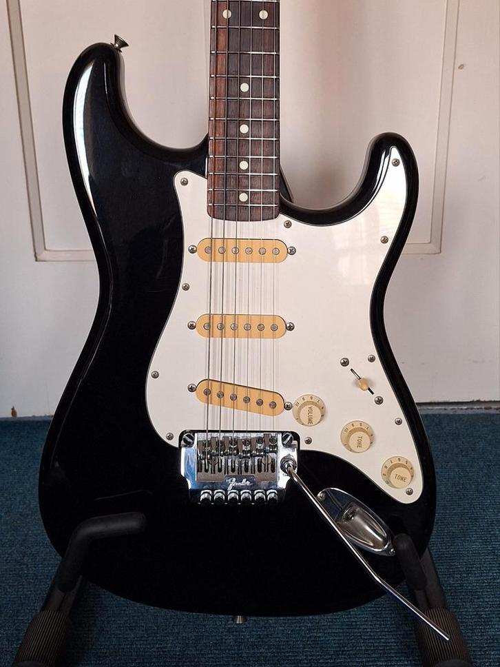 Squire Stratocaster 1987 Made in Japan, Muziek en Instrumenten, Snaarinstrumenten | Gitaren | Elektrisch, Gebruikt, Solid body