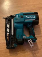 Makita DBN600 Accu tacker - Incl. 18v accu, Doe-het-zelf en Verbouw, Ophalen of Verzenden, Gebruikt