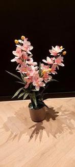 Kunstplant, binnenplant, roze bloemen met pot, Ophalen of Verzenden, Zo goed als nieuw, Binnen