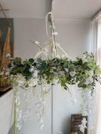 Grote Krans kunstbloemen, Huis en Inrichting, Folkerstraat 6 Arkel, Wit, 50 tot 100 cm, Zo goed als nieuw