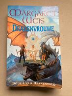 T.K. Drakenvrouwe van Margaret Weis  / boek 1 van Drakenvald, Ophalen of Verzenden, Gelezen, Margaret Weis