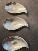 Primitieve gehamerde tinnen schaal walvis, Antiek en Kunst, Ophalen of Verzenden