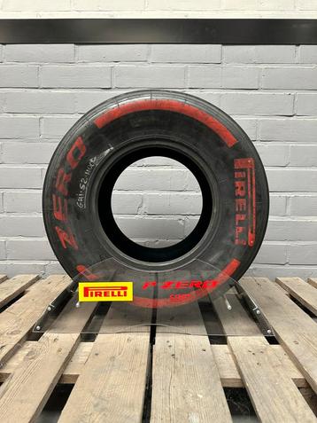 Formule 1 Band | Pirelli Pzero Soft F1 Deco Mancave beschikbaar voor biedingen