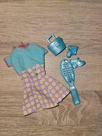 Barbie Chic 1997 vintage Mattel, Verzamelen, Poppen, Ophalen of Verzenden, Zo goed als nieuw, Kleertjes