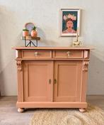 Vintage dressoir in terracotta kleur, Vintage, Zo goed als nieuw, Met lade(s), Grenenhout