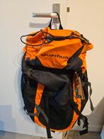 Quechua Rugzak Oranje/Zwart - Trekking, Gebruikt, 25 tot 40 cm, Trekking, 30 tot 45 cm