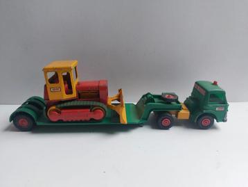 Matchbox Ford Dyson low-loader en Case Tractor  beschikbaar voor biedingen