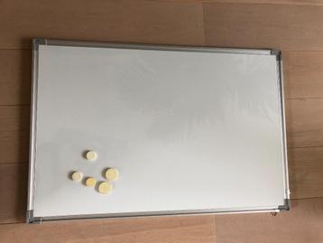 Magneet witboard 90 x 60 cm beschikbaar voor biedingen