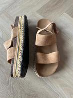 Sandalen nieuw, Beige, Nieuw, Onbekend, Sandalen of Muiltjes