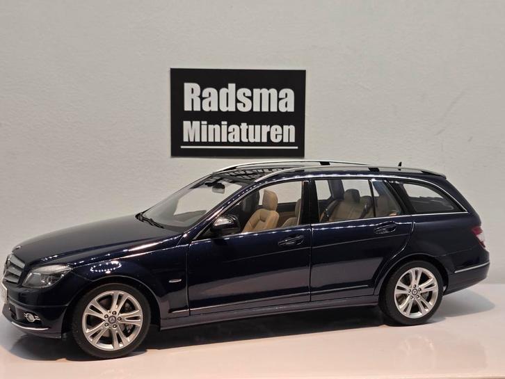 Mercedes-Benz C-Klasse Combi W204 - Panodak - 1:18 AUTOart, Hobby en Vrije tijd, Modelauto's | 1:18, Zo goed als nieuw, Auto, Autoart