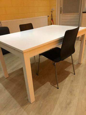 Uitschuifbare tafel - eettafel beschikbaar voor biedingen