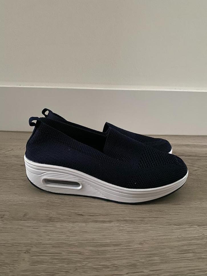 Sketchi Orthopedische dames sneakers - maat 37, Kleding | Dames, Schoenen, Nieuw, Instappers, Blauw, Ophalen of Verzenden