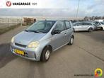 Daihatsu Cuore 1.0-12V Osaka Geinig voor weinig!, Auto's, Daihatsu, Voorwielaandrijving, Stof, Airbags, 18 €/maand