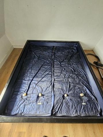 Hardside waterbed 1,80 x 2,10 beschikbaar voor biedingen