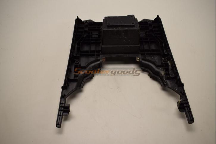 treeplaat voetenkap voor kymco lik en like tt, Fietsen en Brommers, Brommeronderdelen | Scooters, Gebruikt, Ophalen of Verzenden