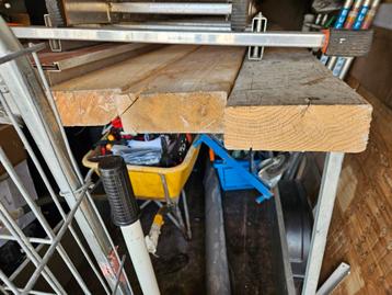 3 balken 6x16 en 2.6m lang  beschikbaar voor biedingen