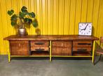 Vintage werkbank dressoir industrieel, Huis en Inrichting, Kasten | Dressoirs, 200 cm of meer, Gebruikt, Metaal, Ophalen of Verzenden