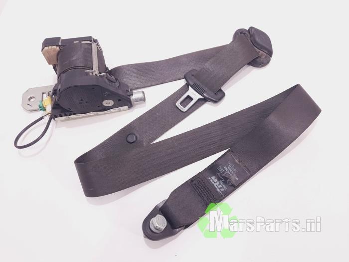 Veiligheidsgordel rechts-voor van een Iveco Daily, Auto-onderdelen, Interieur en Bekleding, Overige automerken, Gebruikt, 6 maanden garantie