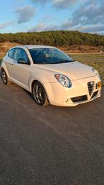 Alfa Romeo MiTo 1.4 Turbo 99KW Multi AIR TCT 2011 Wit, Auto's, Alfa Romeo, Stof, 1145 kg, Zwart, 4 cilinders