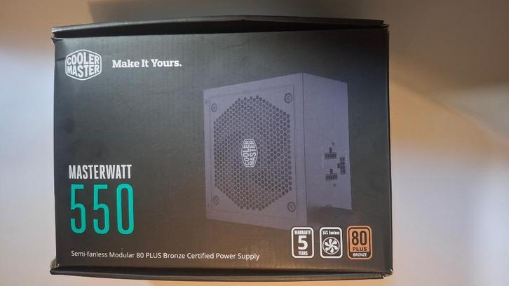 Coolermaster Masterwatt 550W Power Supply 80+ Bronze, Computers en Software, Interne voedingen, Gebruikt, Ophalen