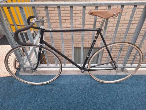 Vintage Andre Bertin baanfiets Fixed gear single speed bike, Fietsen en Brommers, Fietsen | Racefietsen, Overige merken, Minder dan 10 versnellingen